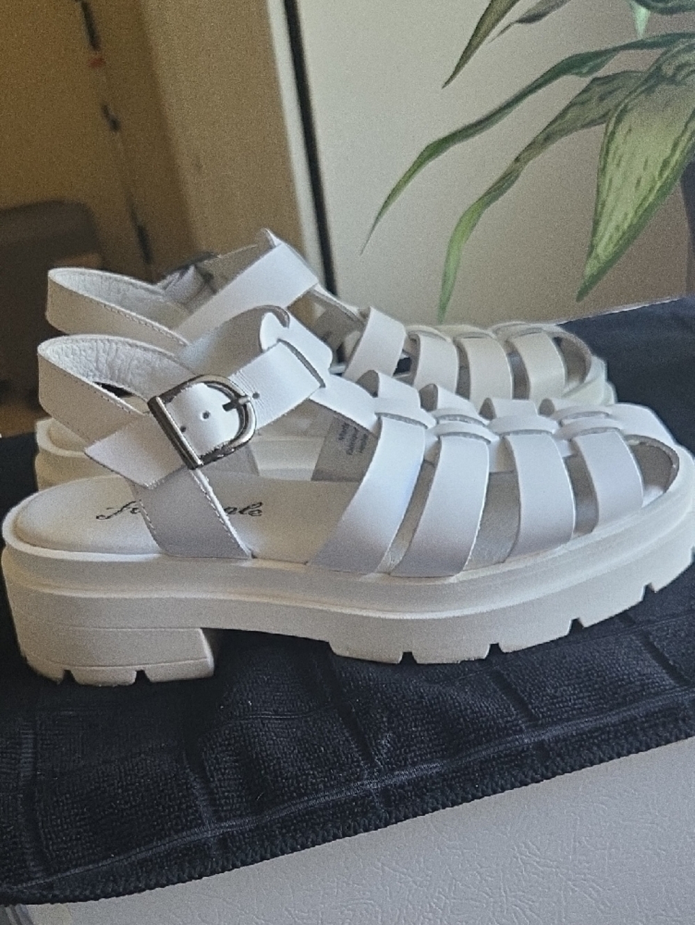 Free People Fisherman Sandals - Picture 4 of 15